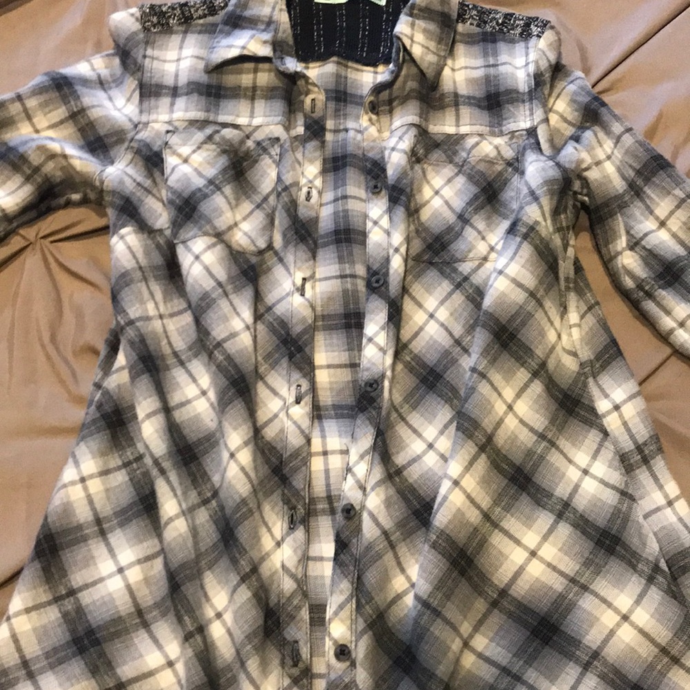 Women’s button down